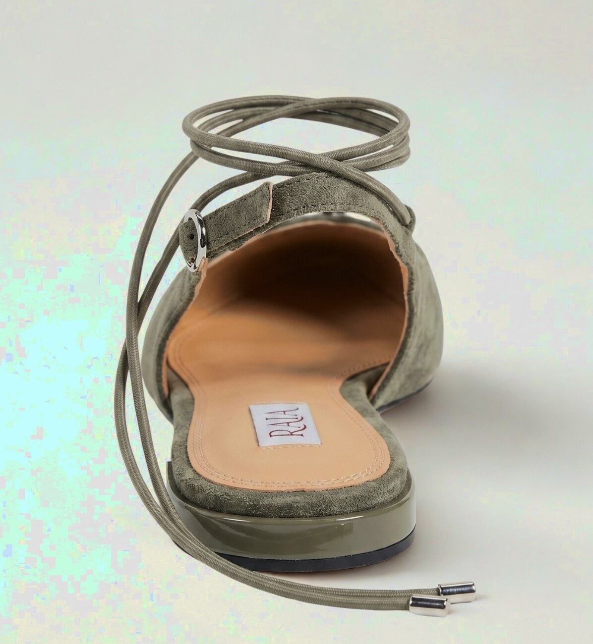 Raia — Footwear Editorial — frame 4